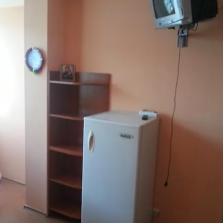 Rainbow Economy Studio Nova Apartment *